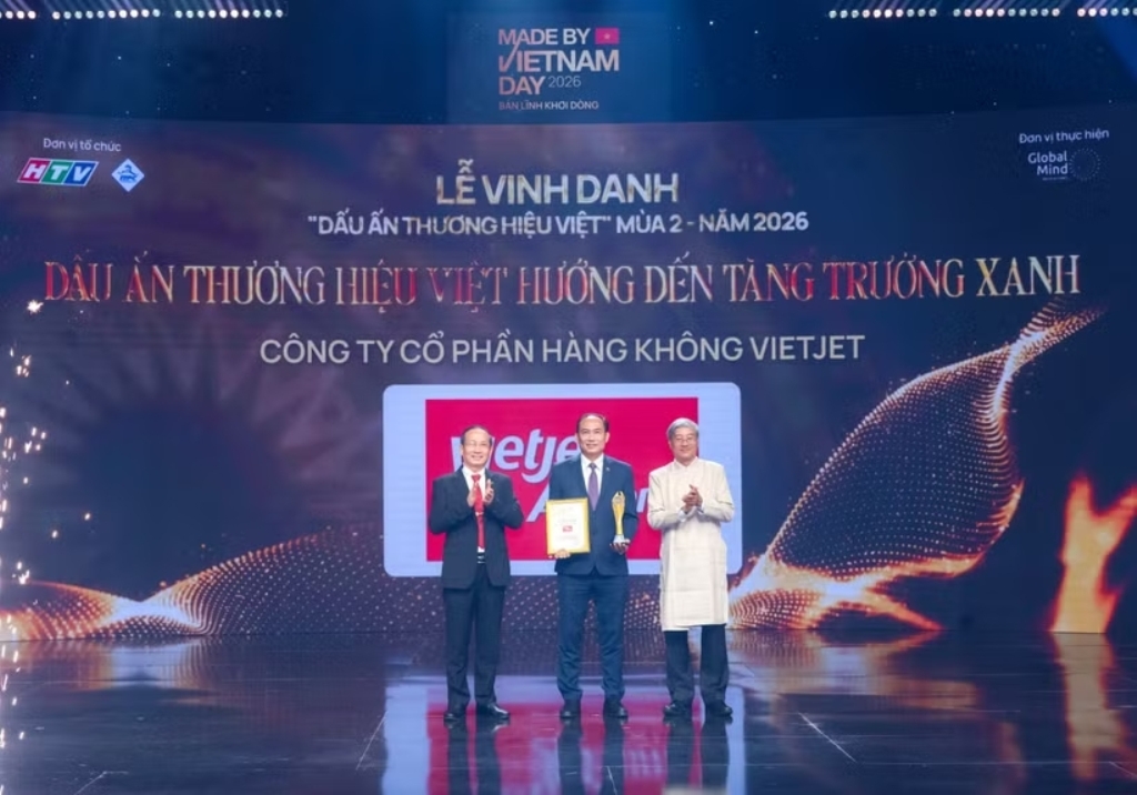 Vietjet được vinh danh “Dấu ấn Thương hiệu Việt hướng tới tăng trưởng xanh”